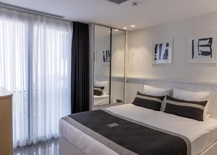 The Public Ortakoy 4*